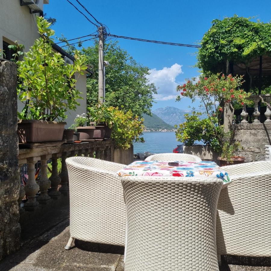 Apartment Jovan2,On The Beach With Free Wi-Fi Kotor Bagian luar foto